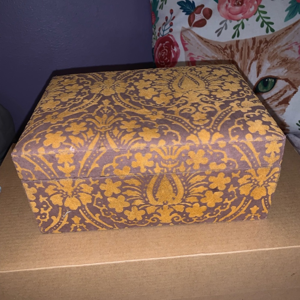 Beautiful large wood & velvet jewelry box with gold decals
